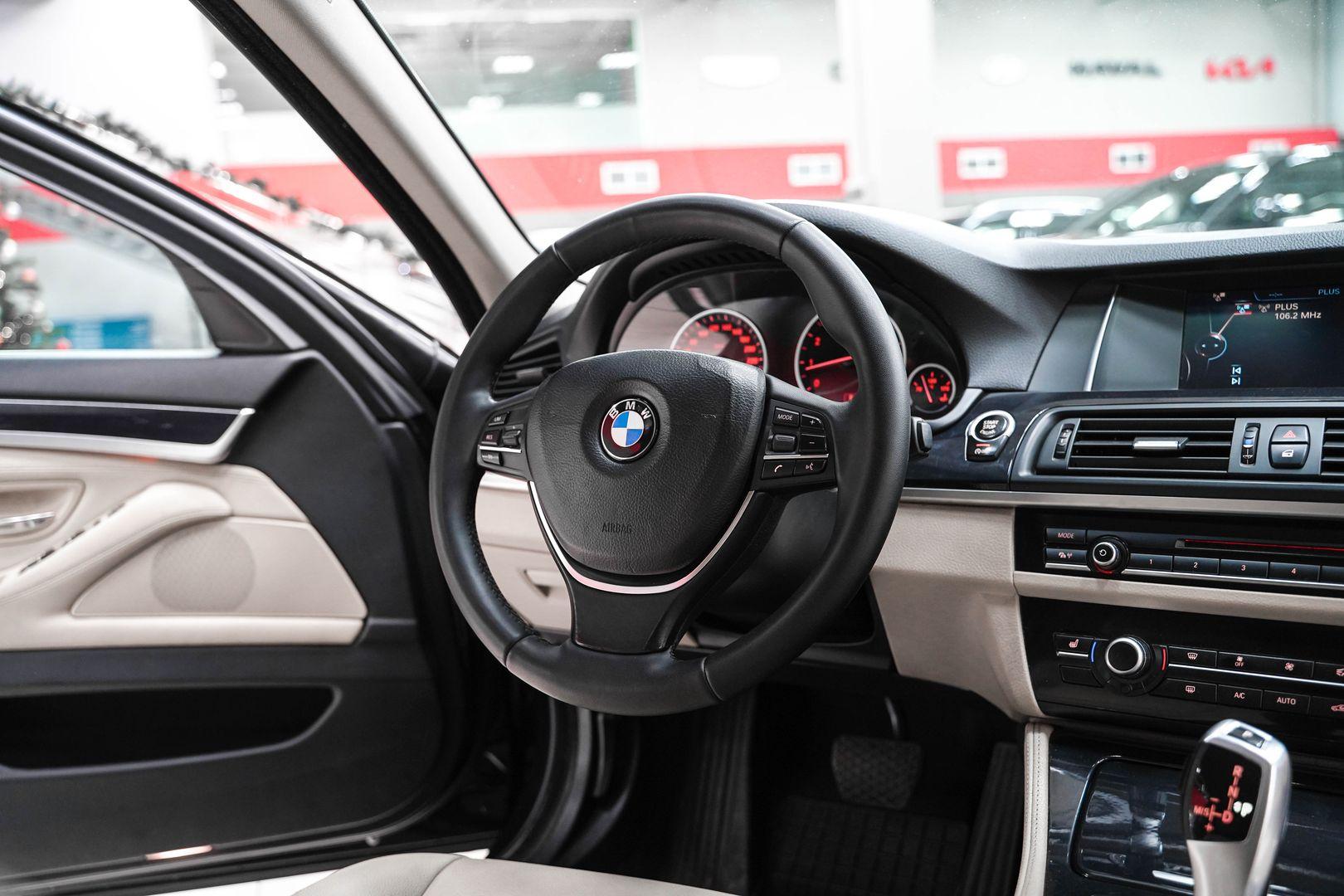 BMW 5 серии 2016, черный, ДЦ Орехово