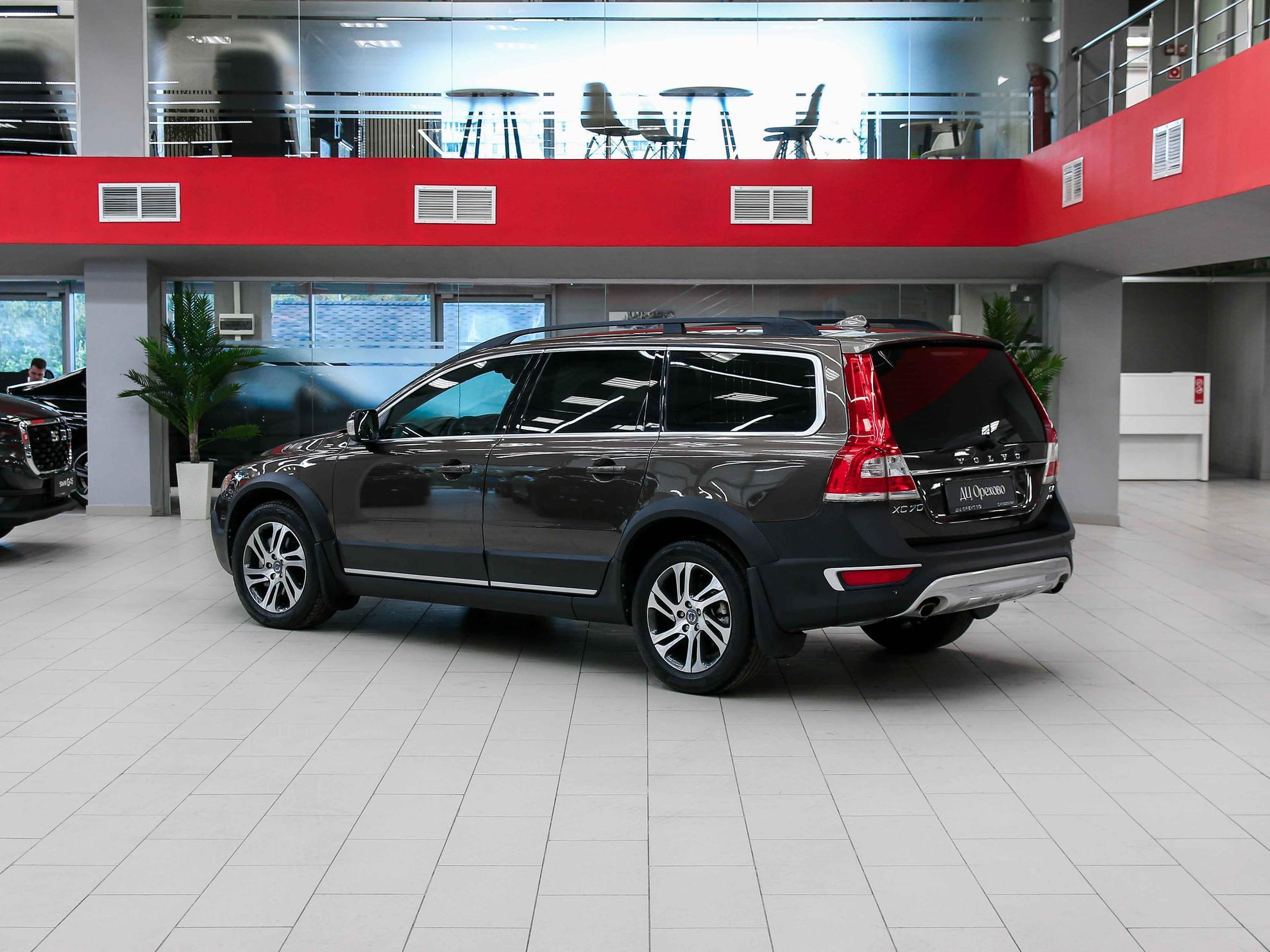 Volvo XC70 2013, серый, ДЦ Орехово