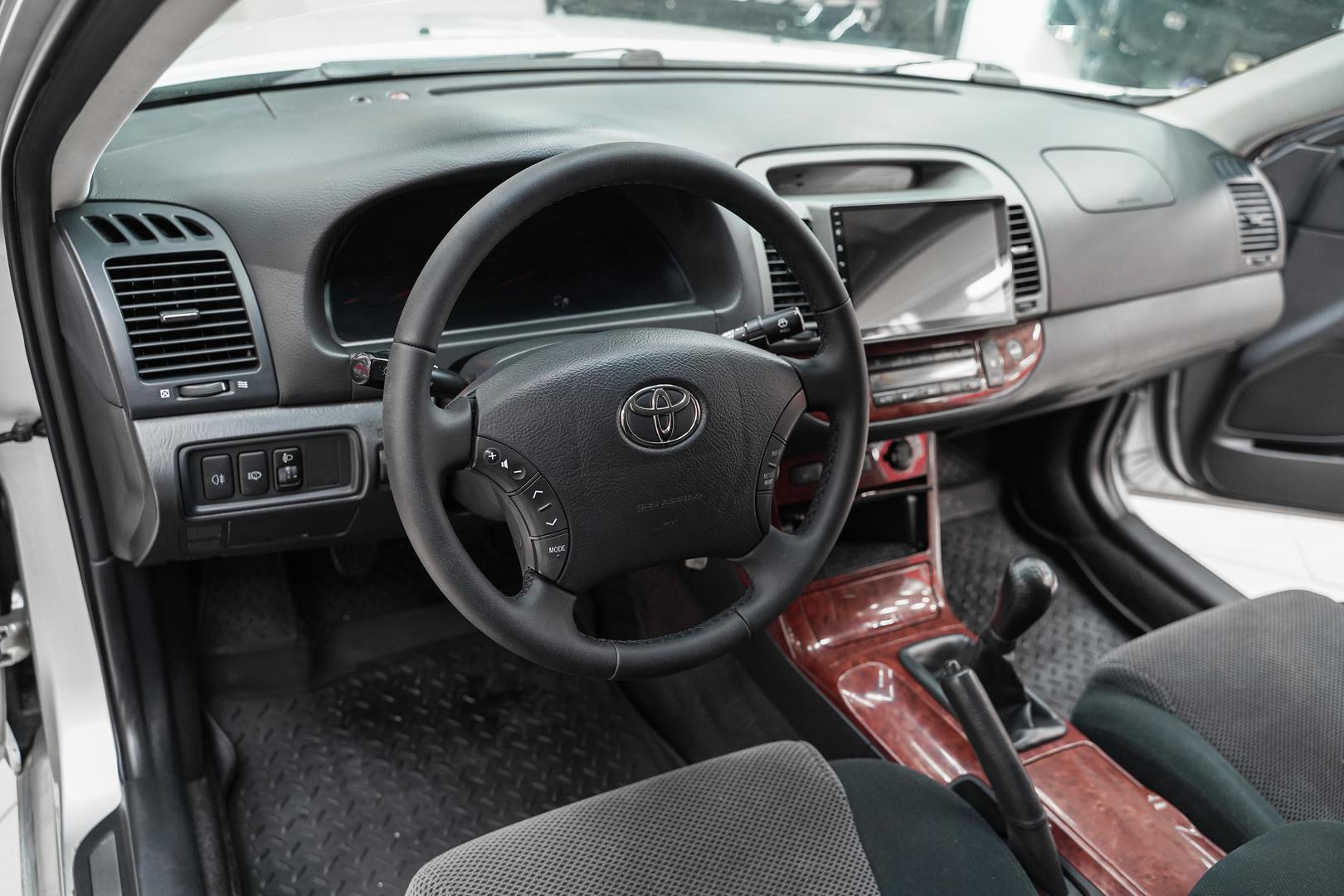 Toyota Camry 2004, серебряный, ДЦ Орехово