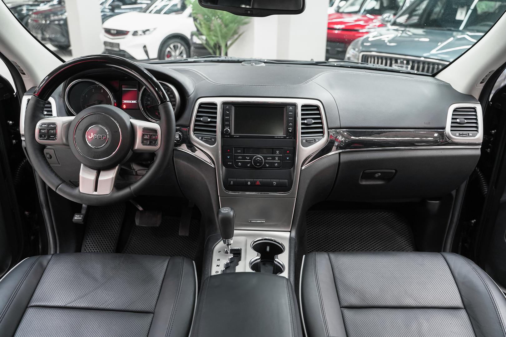 Jeep Grand Cherokee 2012, черный, ДЦ Орехово