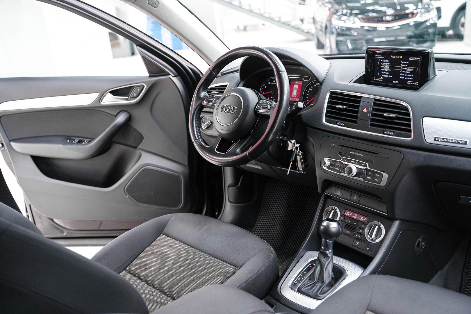 Audi Q3 2013, черный, ДЦ Орехово