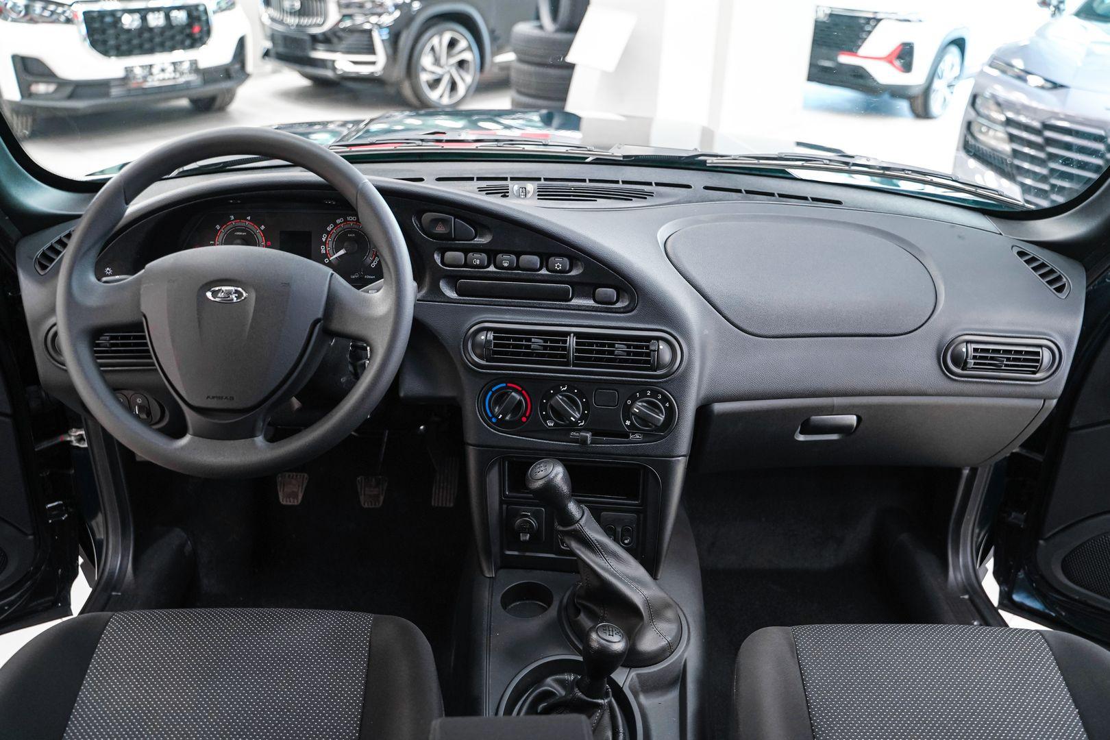 LADA (ВАЗ) Niva 2025, зеленый, ДЦ Орехово