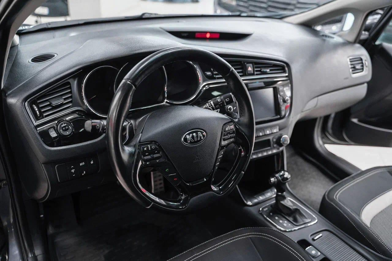 Kia Ceed 2015, серый, ДЦ Орехово