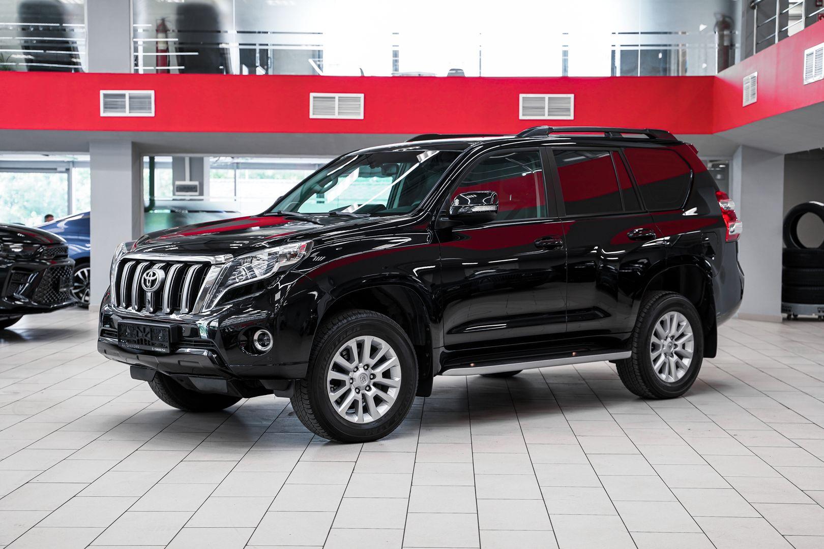Toyota Land Cruiser Prado 2014, черный, ДЦ Орехово