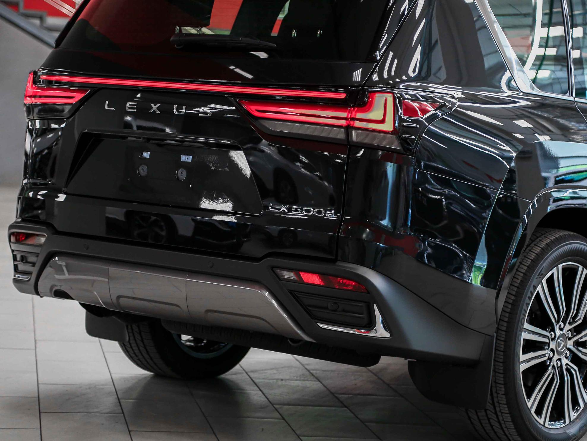 Lexus LX 2026, черный, ДЦ Орехово