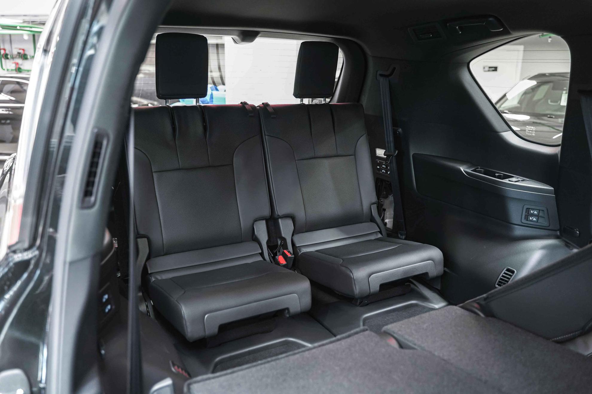 Lexus LX 2026, черный, ДЦ Орехово