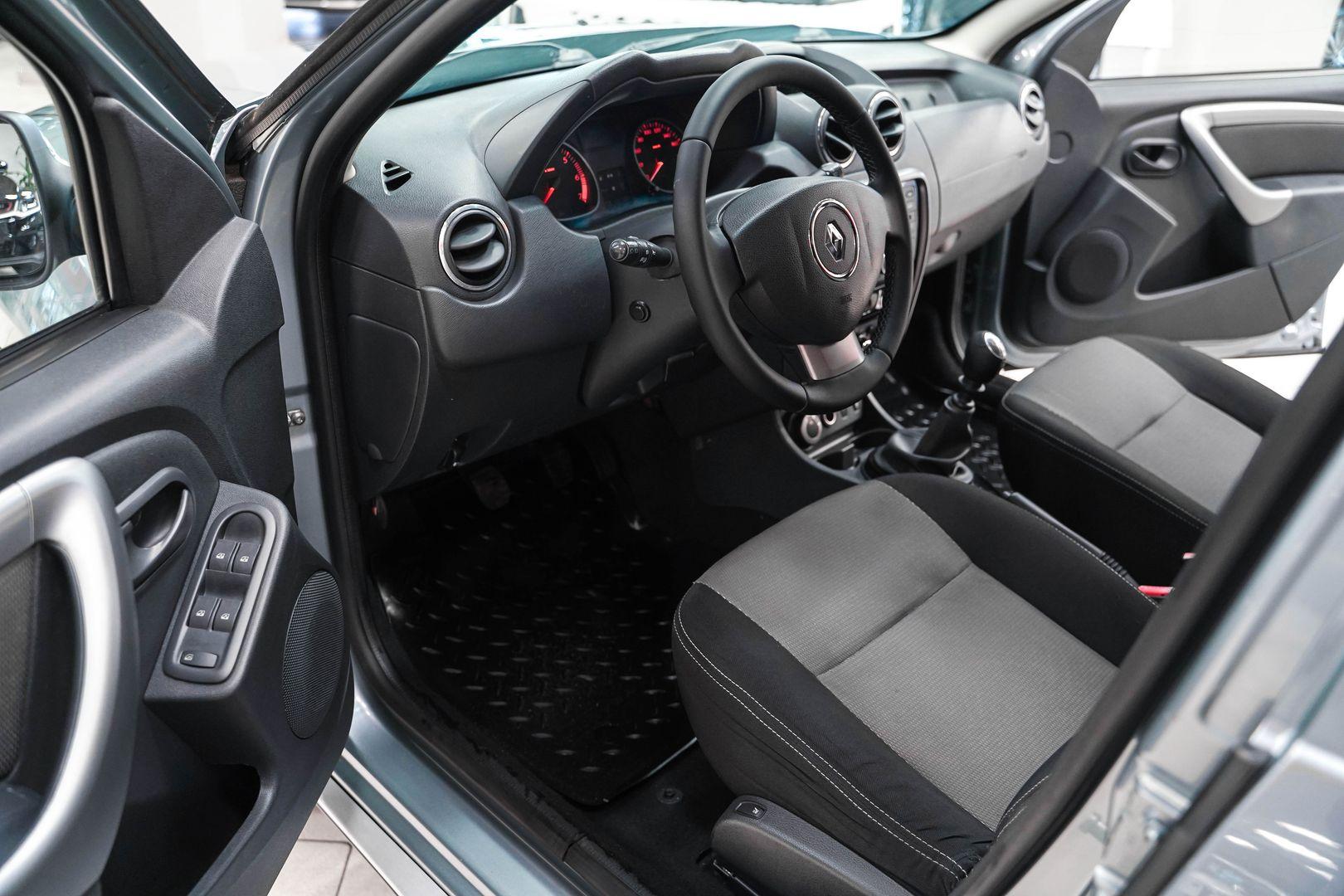 Renault Duster 2012, серый, ДЦ Орехово