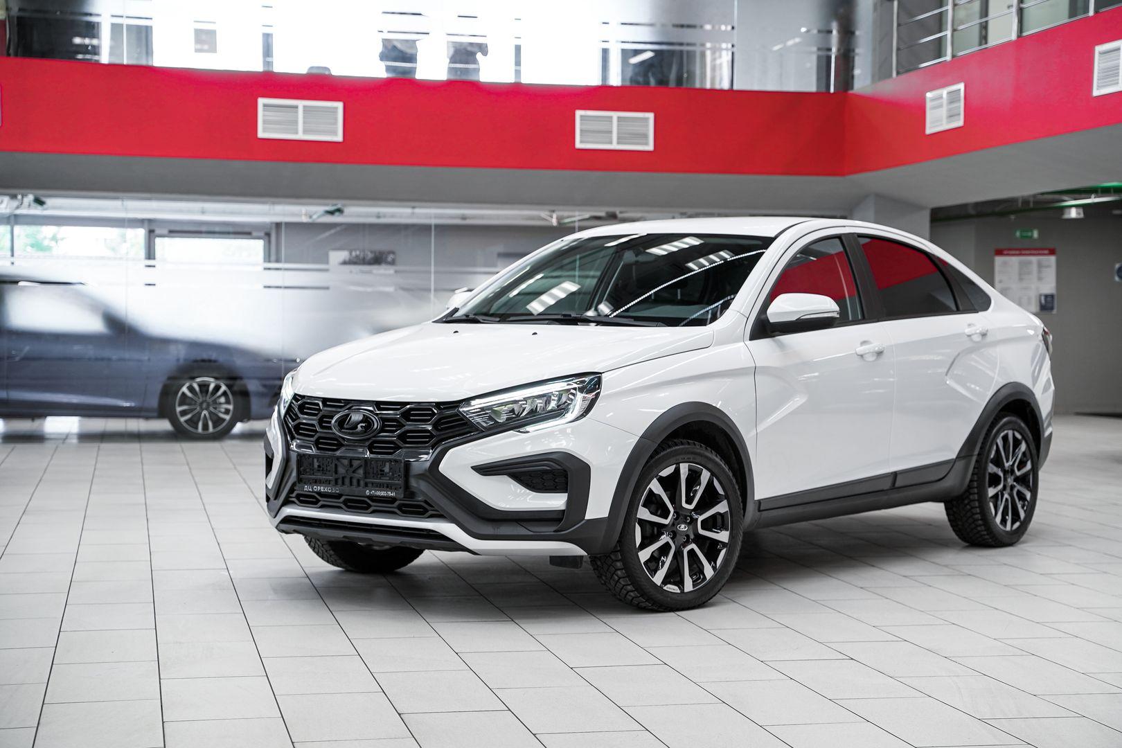 LADA (ВАЗ) Vesta 2023, белый, ДЦ Орехово