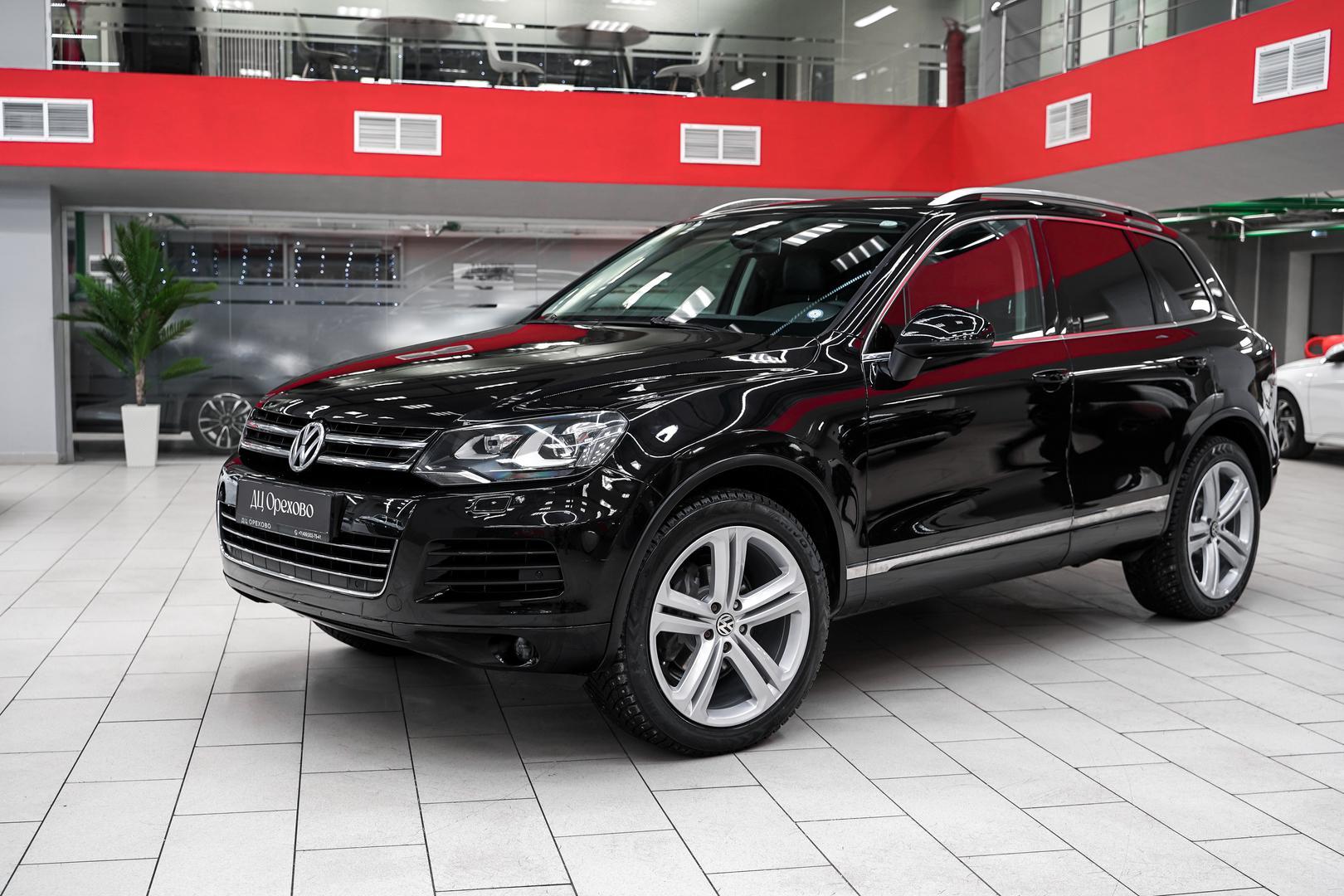 Volkswagen Touareg 2012, черный, ДЦ Орехово