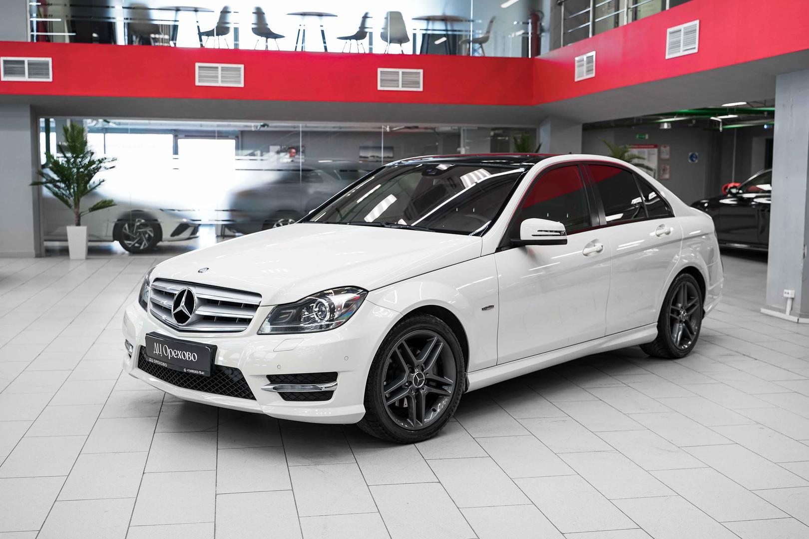 Mercedes-Benz C-Класс 2012, белый, ДЦ Орехово