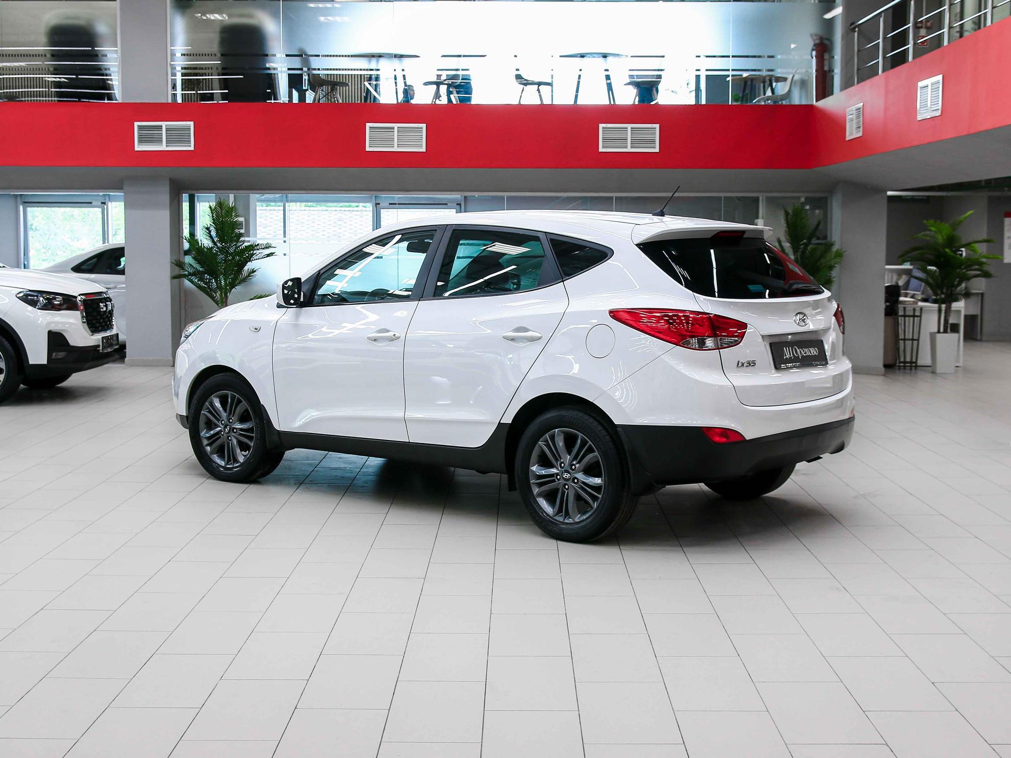Hyundai ix35 2015, белый, ДЦ Орехово