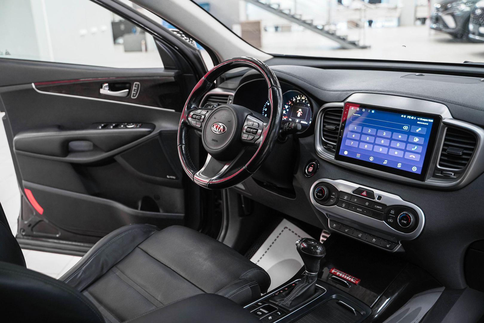 Kia Sorento 2016, черный, ДЦ Орехово