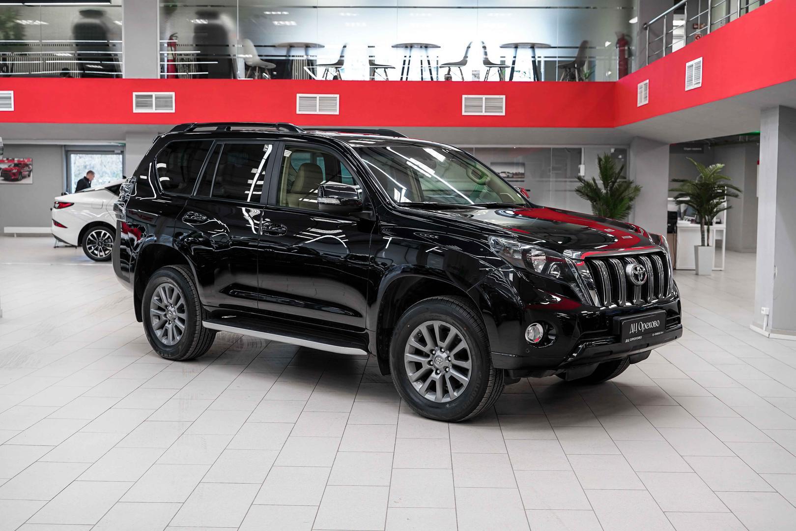 Toyota Land Cruiser Prado 2016, черный, ДЦ Орехово