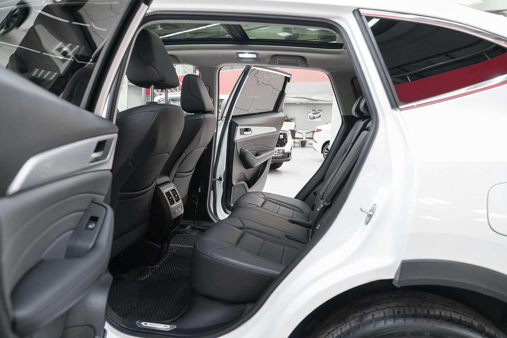 Haval F7 2023, белый, ДЦ Орехово