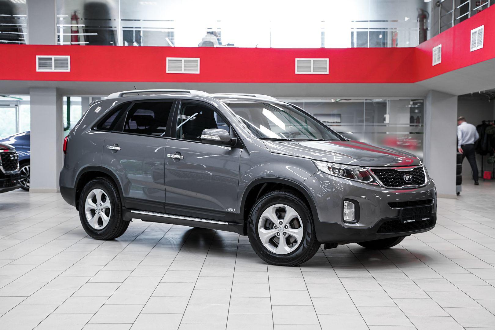 Kia Sorento 2014, серый, ДЦ Орехово