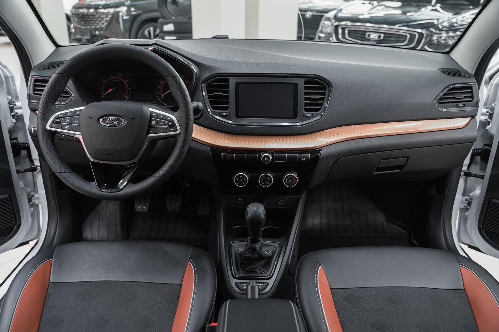 LADA (ВАЗ) Vesta 2023, белый, ДЦ Орехово