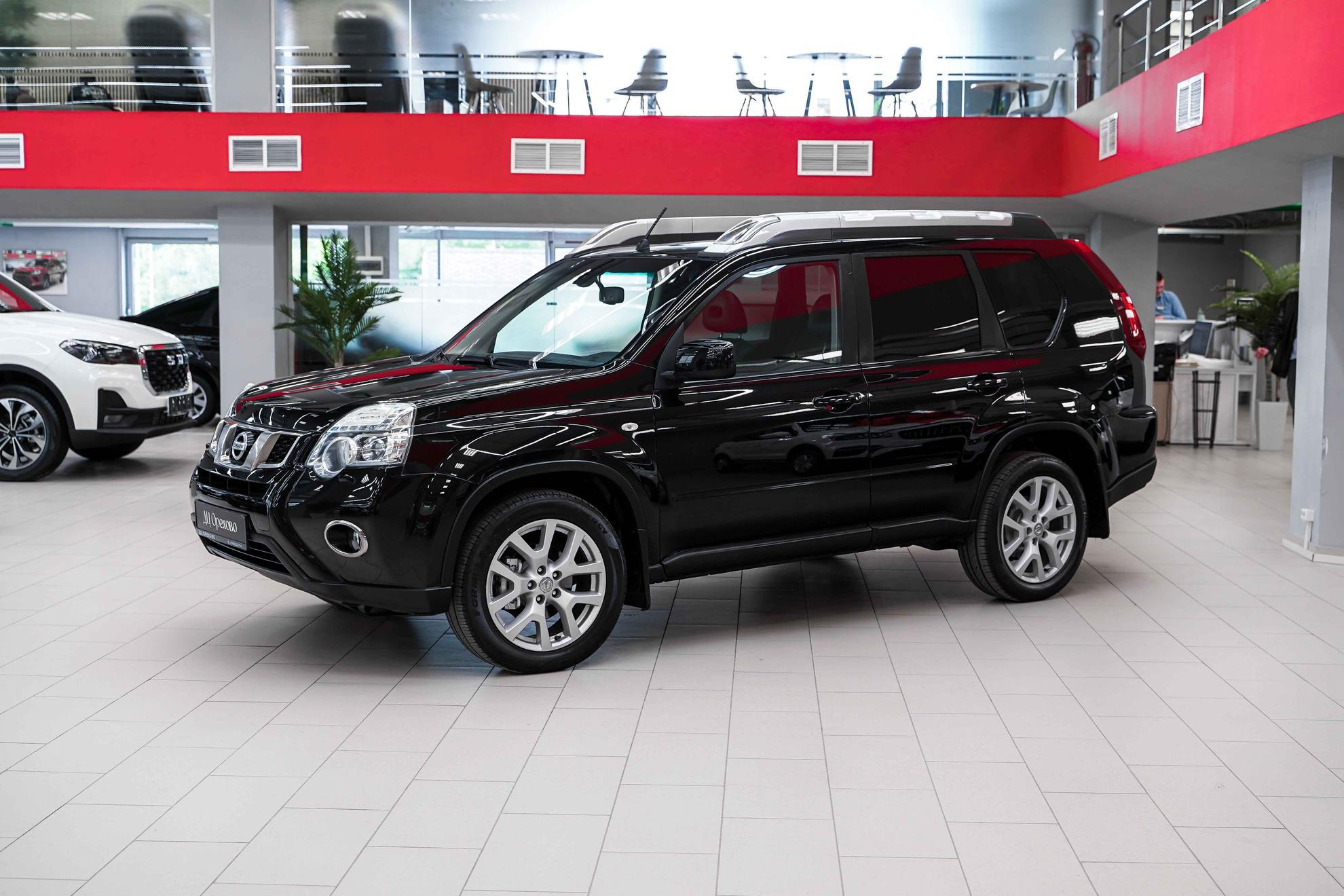 Nissan X-Trail 2011, черный, ДЦ Орехово