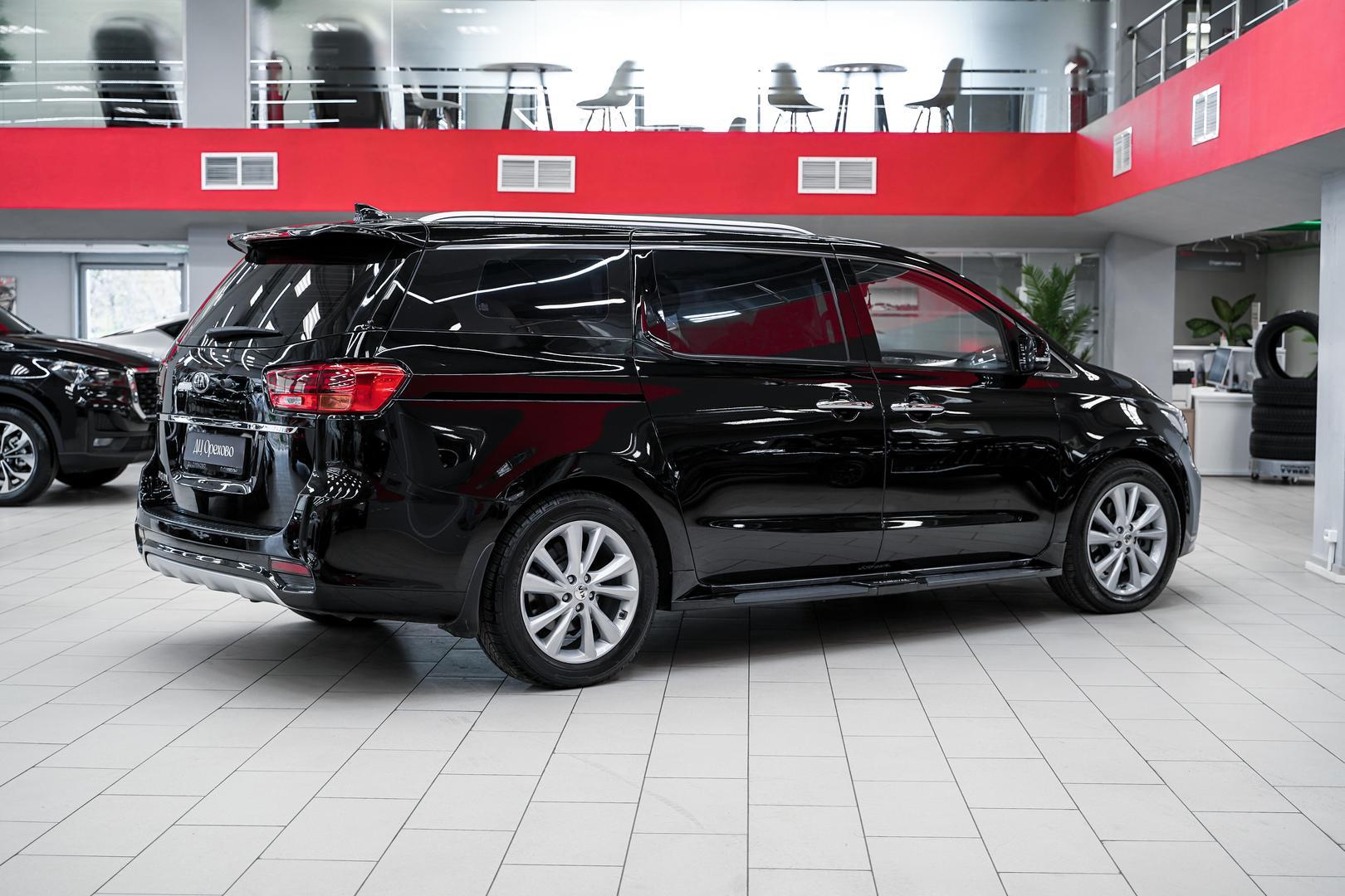 Kia Carnival 2020, черный, ДЦ Орехово