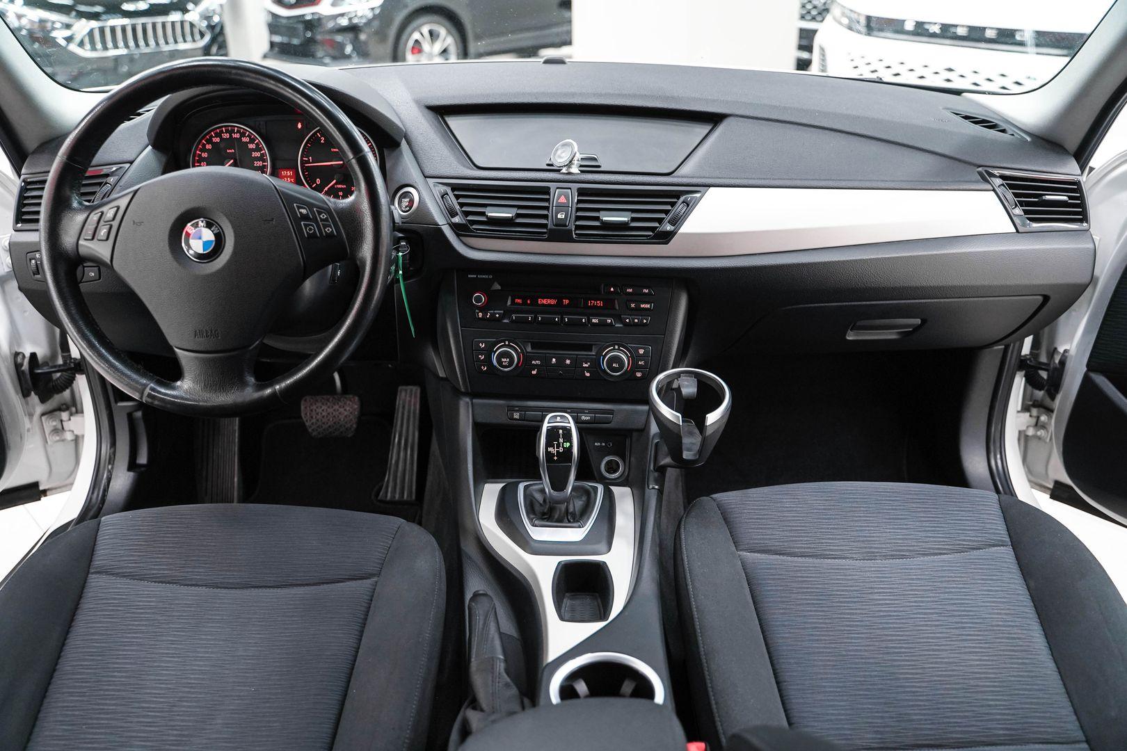 BMW X1 2013, белый, ДЦ Орехово