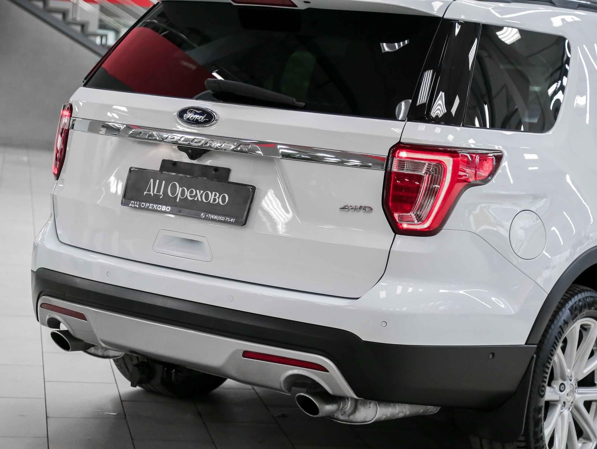 Ford Explorer 2017, белый, ДЦ Орехово