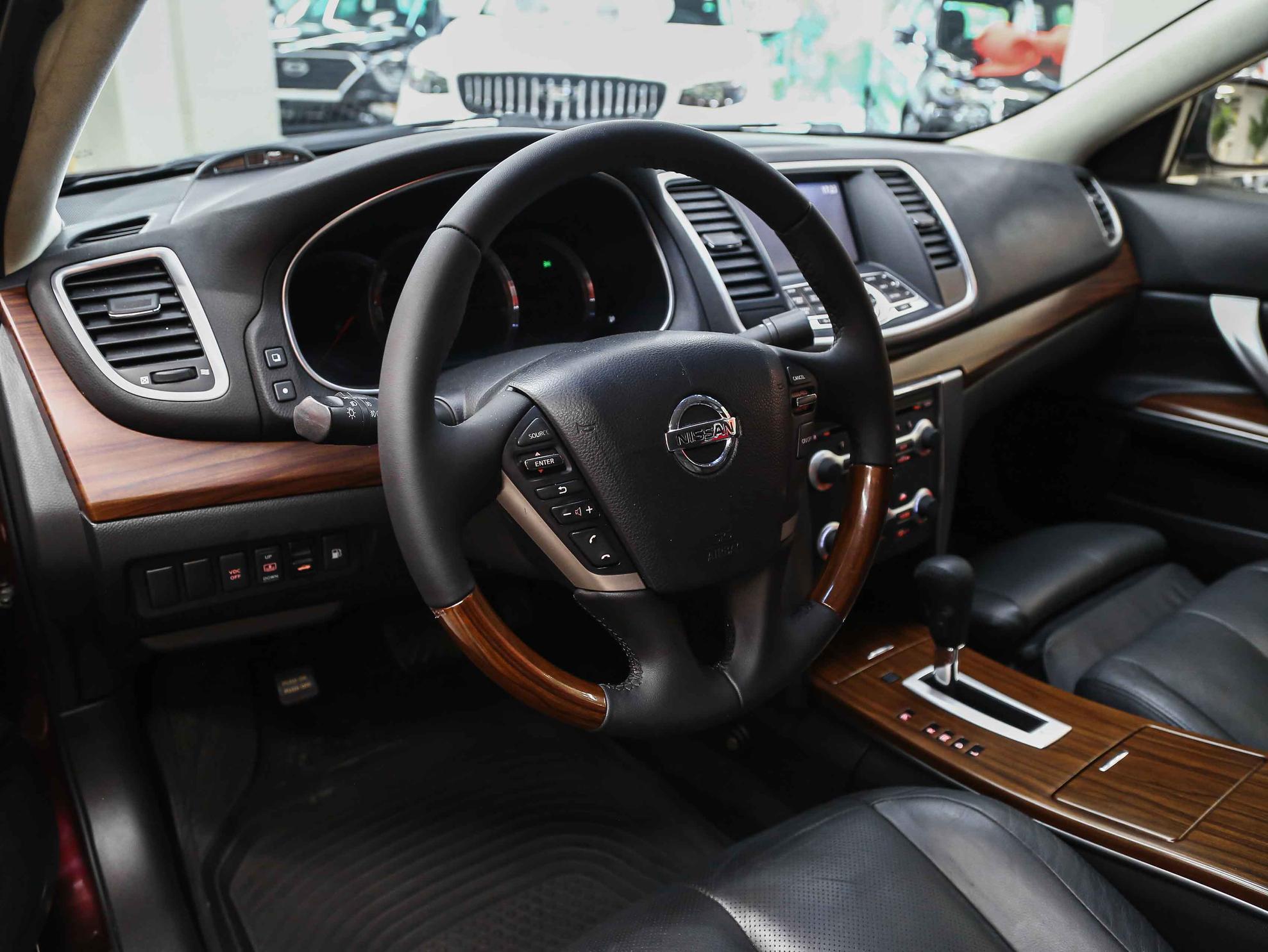 Nissan Teana 2008, красный, ДЦ Орехово