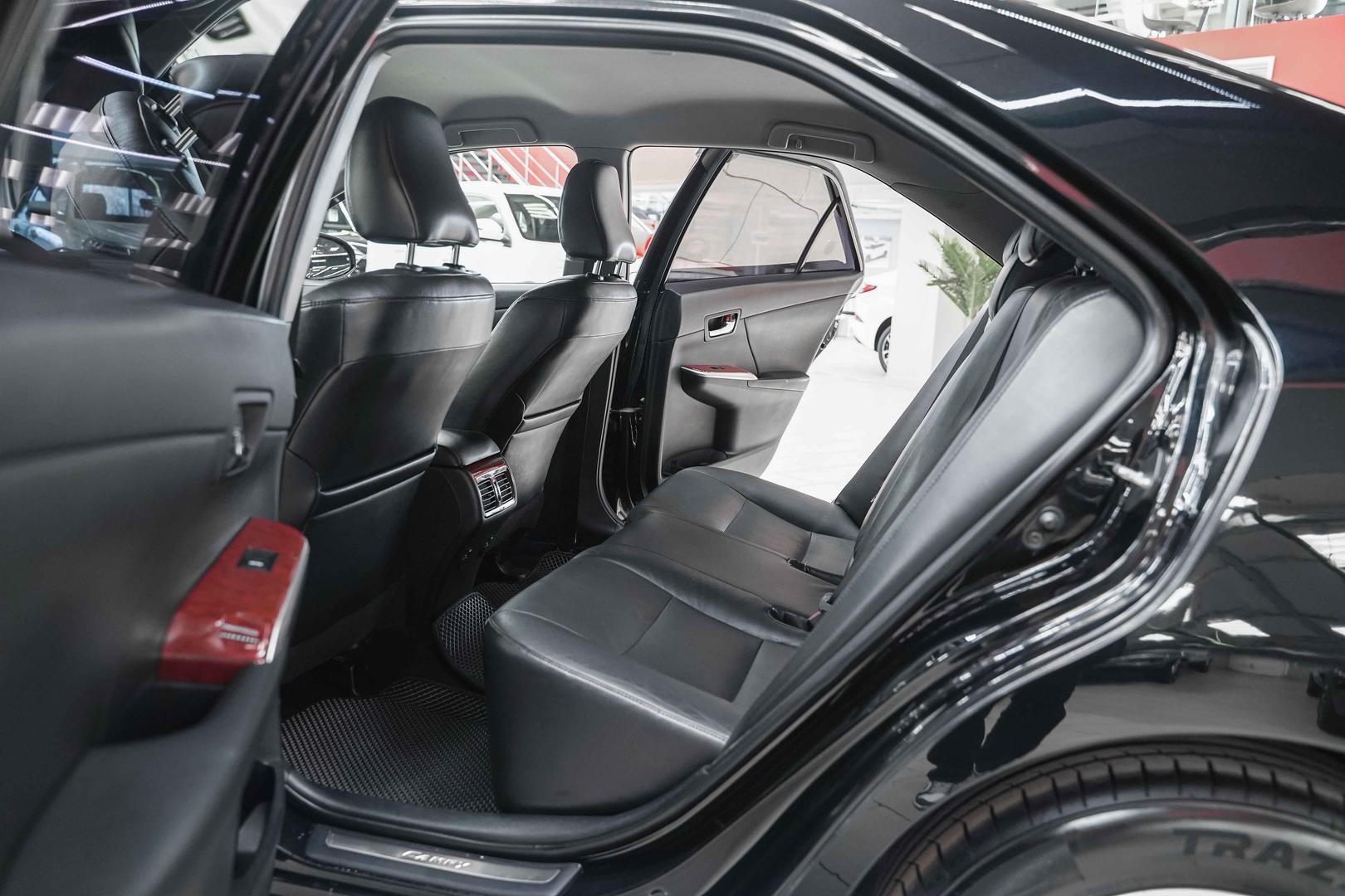 Toyota Camry 2012, черный, ДЦ Орехово