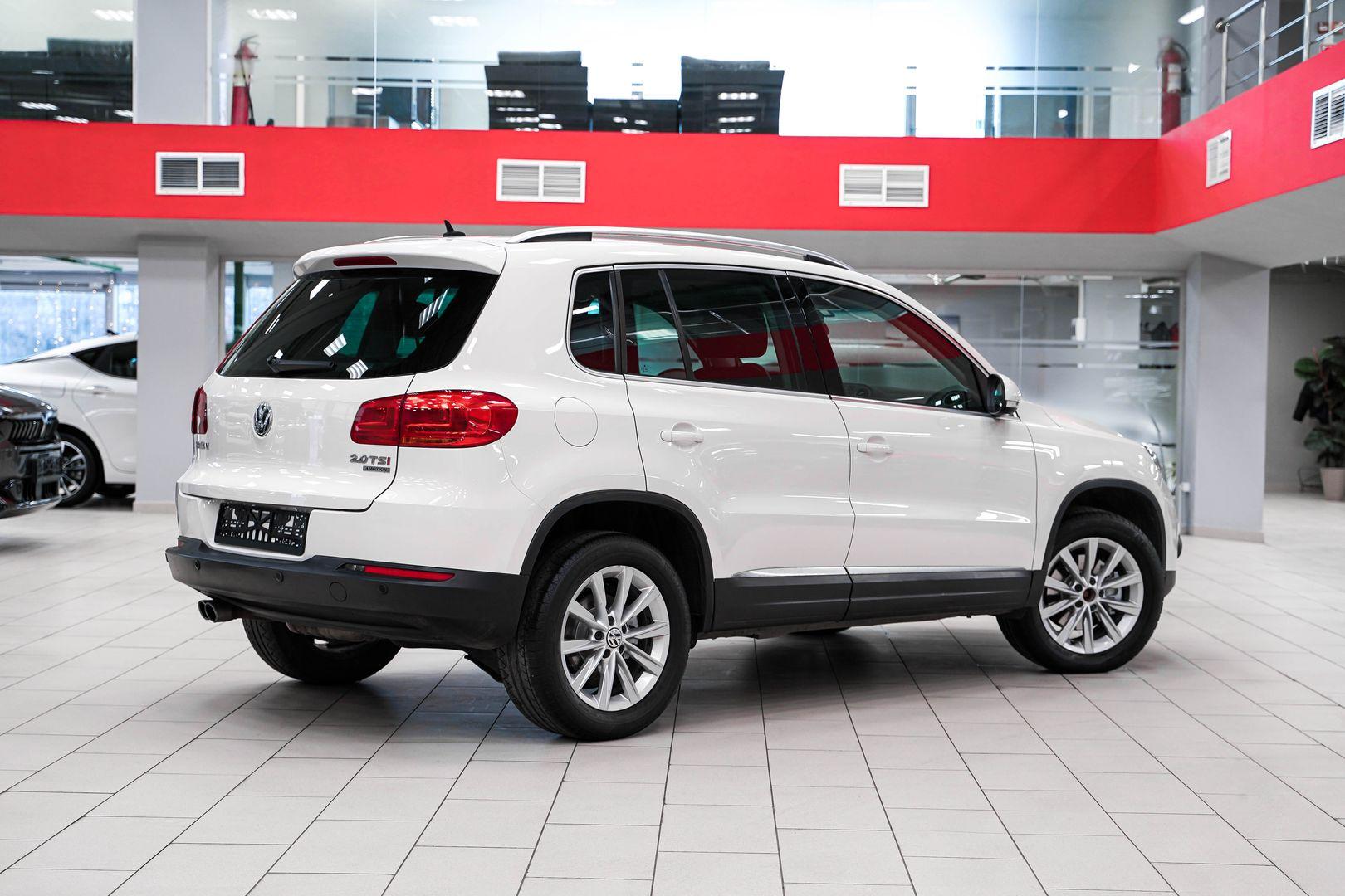 Volkswagen Tiguan 2012, белый, ДЦ Орехово