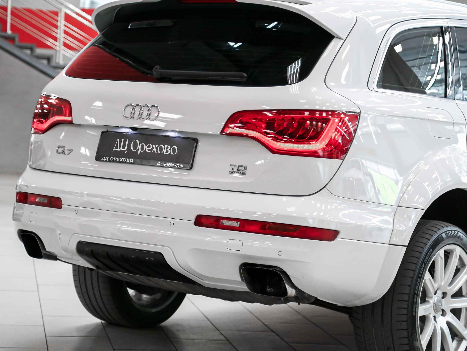 Audi Q7 2014, белый, ДЦ Орехово
