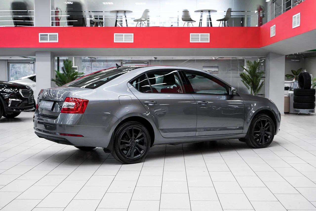 Skoda Octavia 2018, серый, ДЦ Орехово