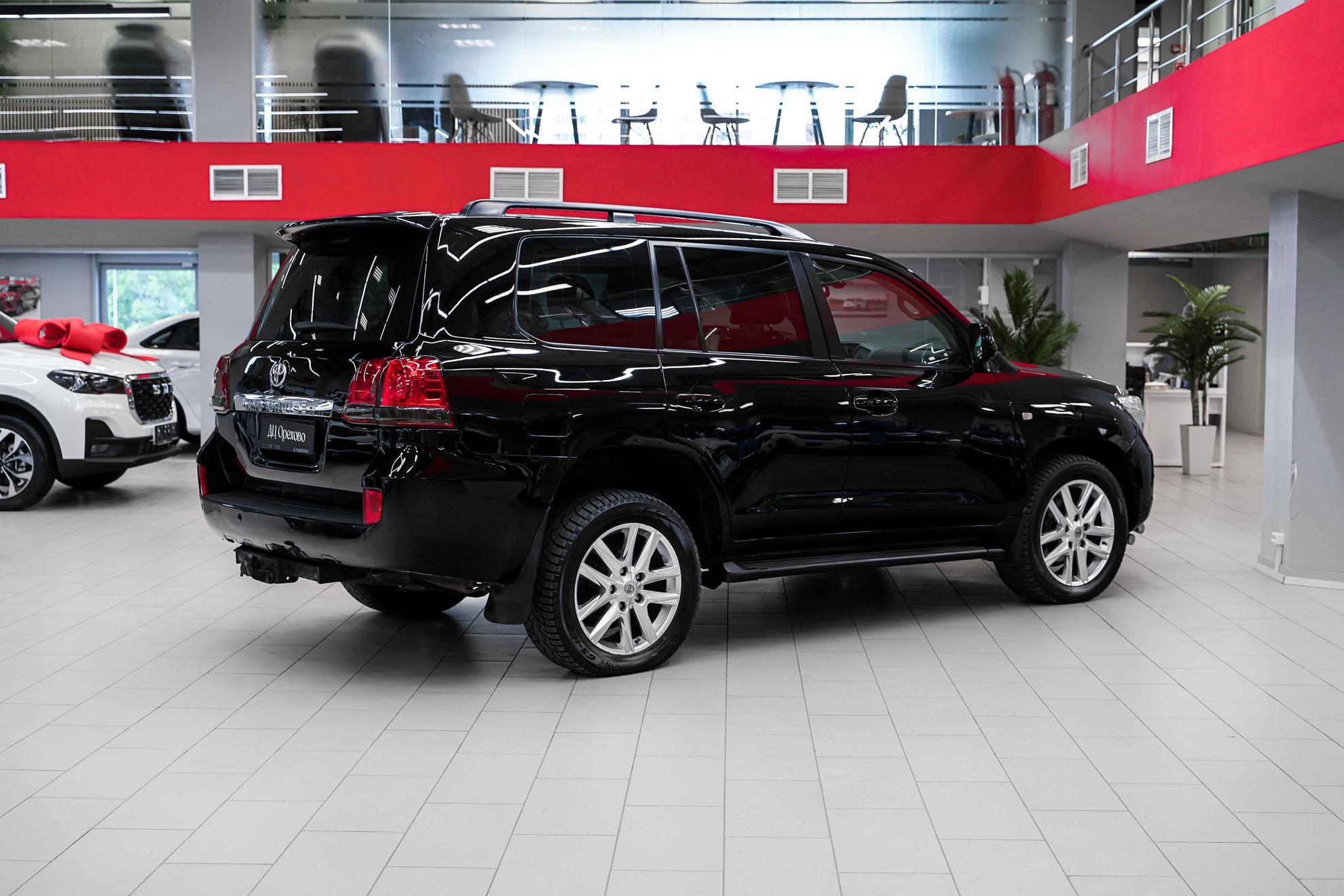 Toyota Land Cruiser 2008, черный, ДЦ Орехово