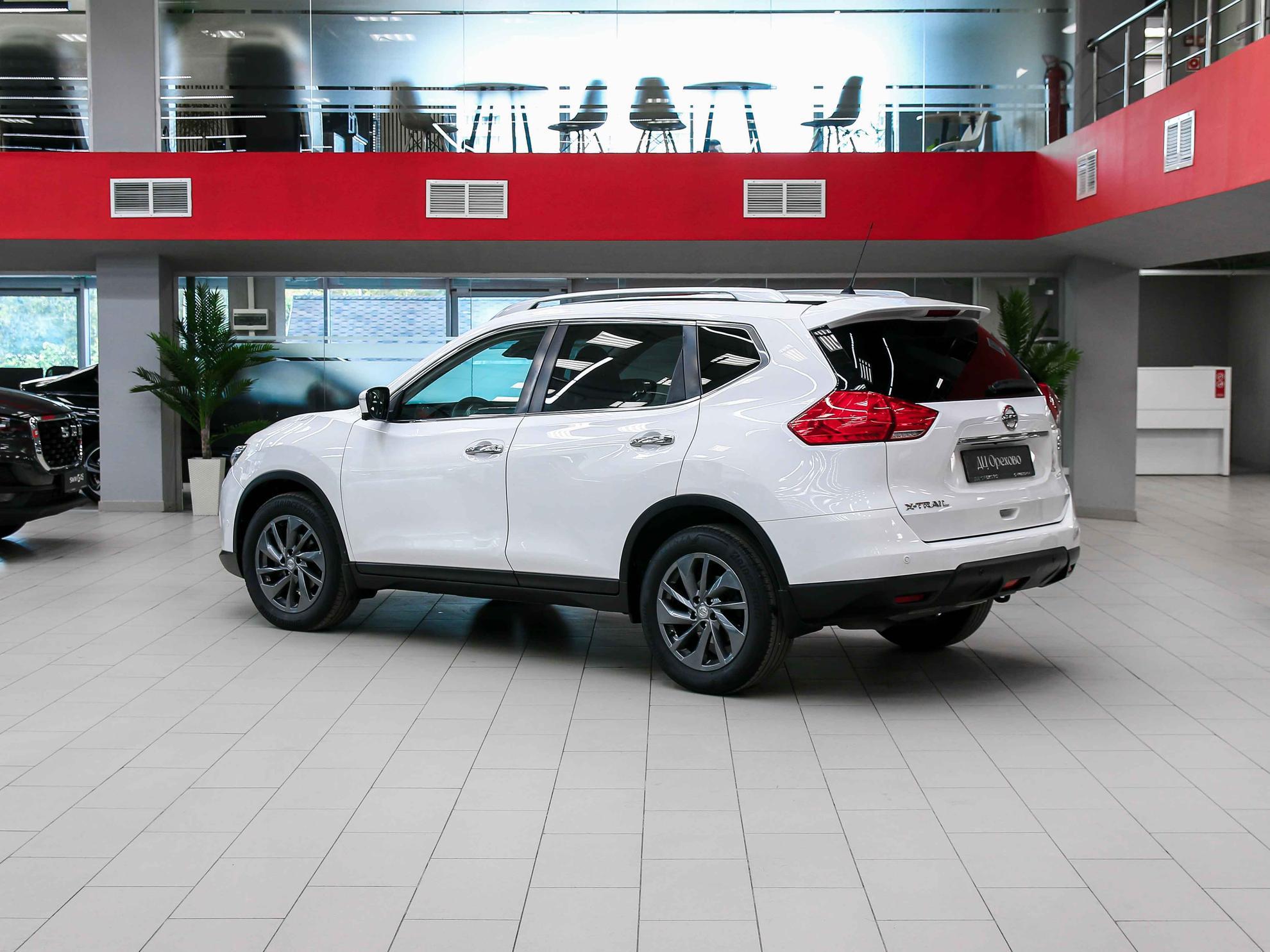 Nissan X-Trail 2015, белый, ДЦ Орехово
