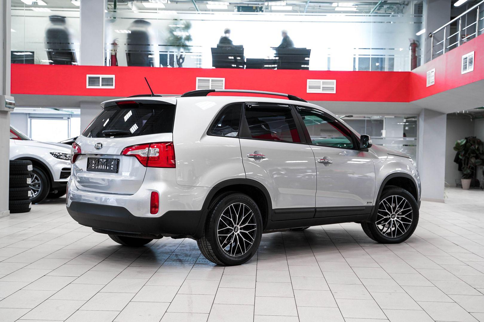 Kia Sorento 2013, серебряный, ДЦ Орехово