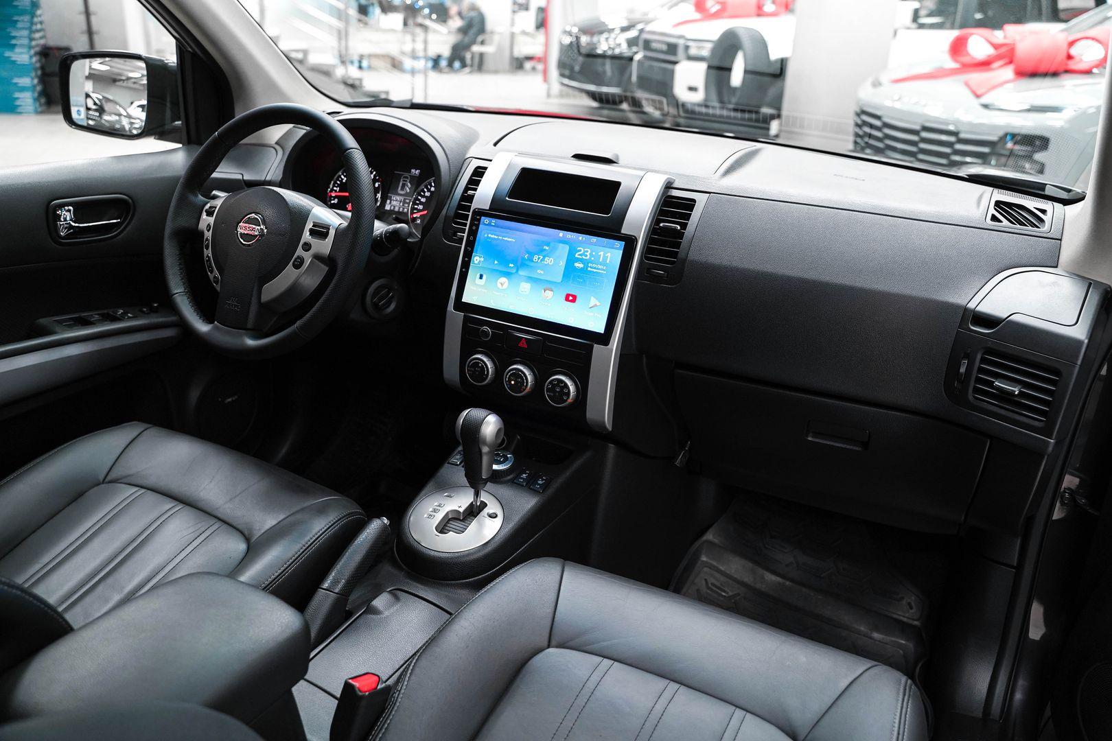 Nissan X-Trail 2013, серый, ДЦ Орехово