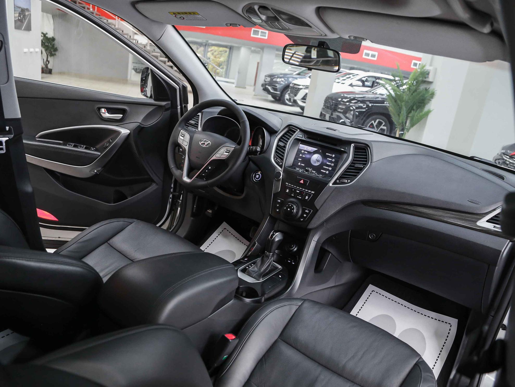 Hyundai Santa Fe 2013, серый, ДЦ Орехово