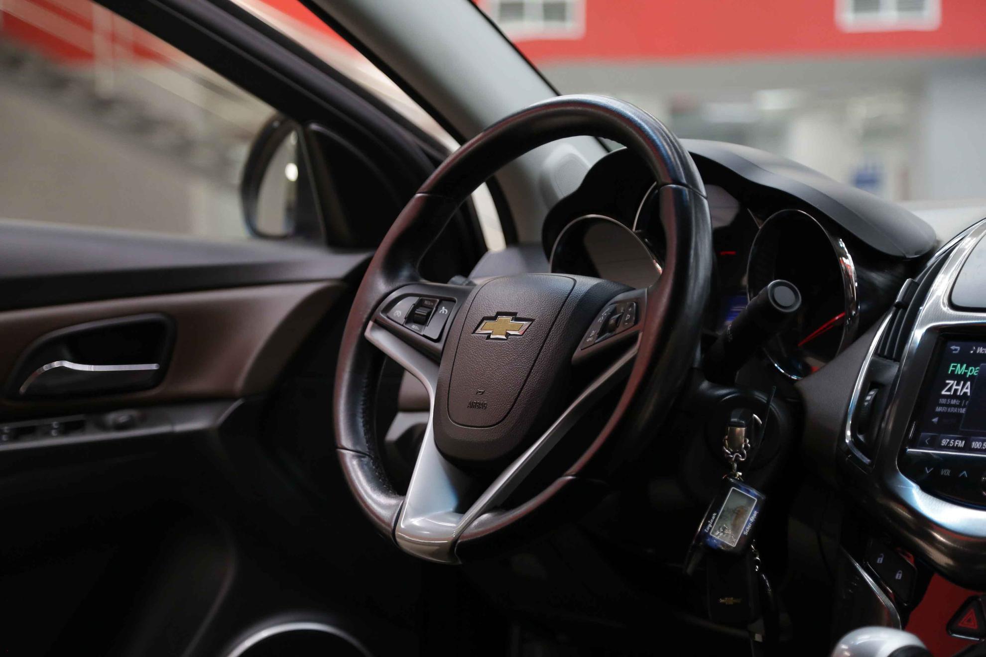 Chevrolet Cruze 2014, коричневый, ДЦ Орехово