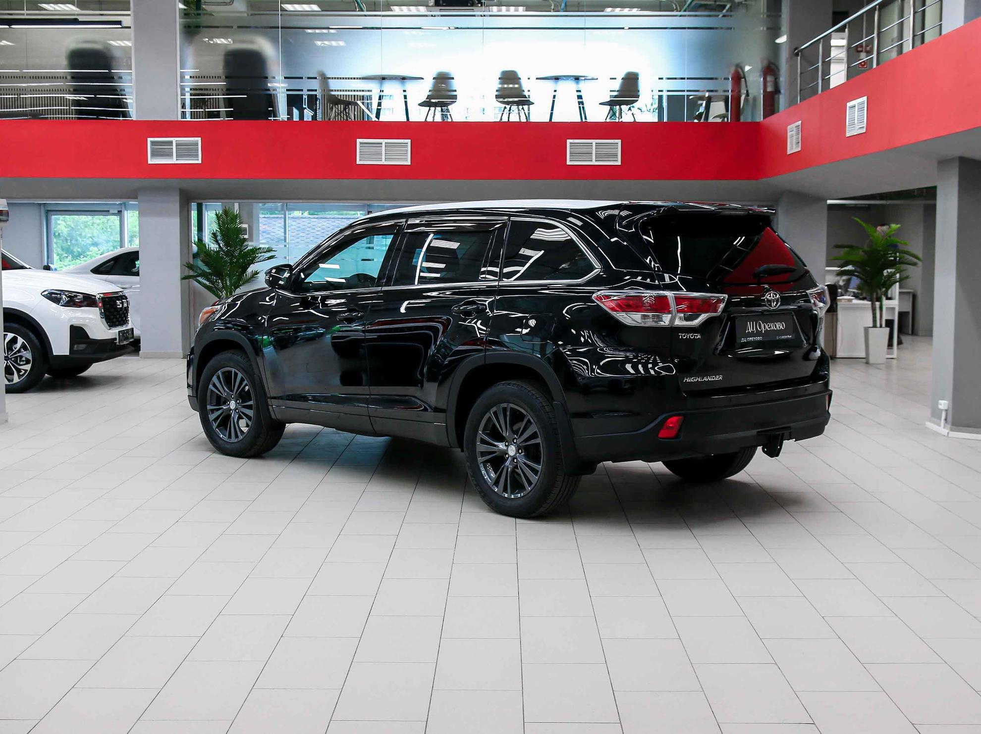 Toyota Highlander 2014, черный, ДЦ Орехово