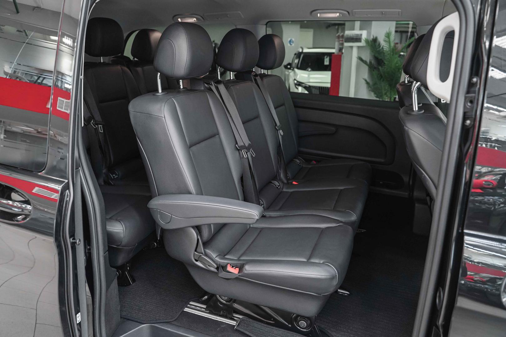 Mercedes-Benz Vito 2018, черный, ДЦ Орехово