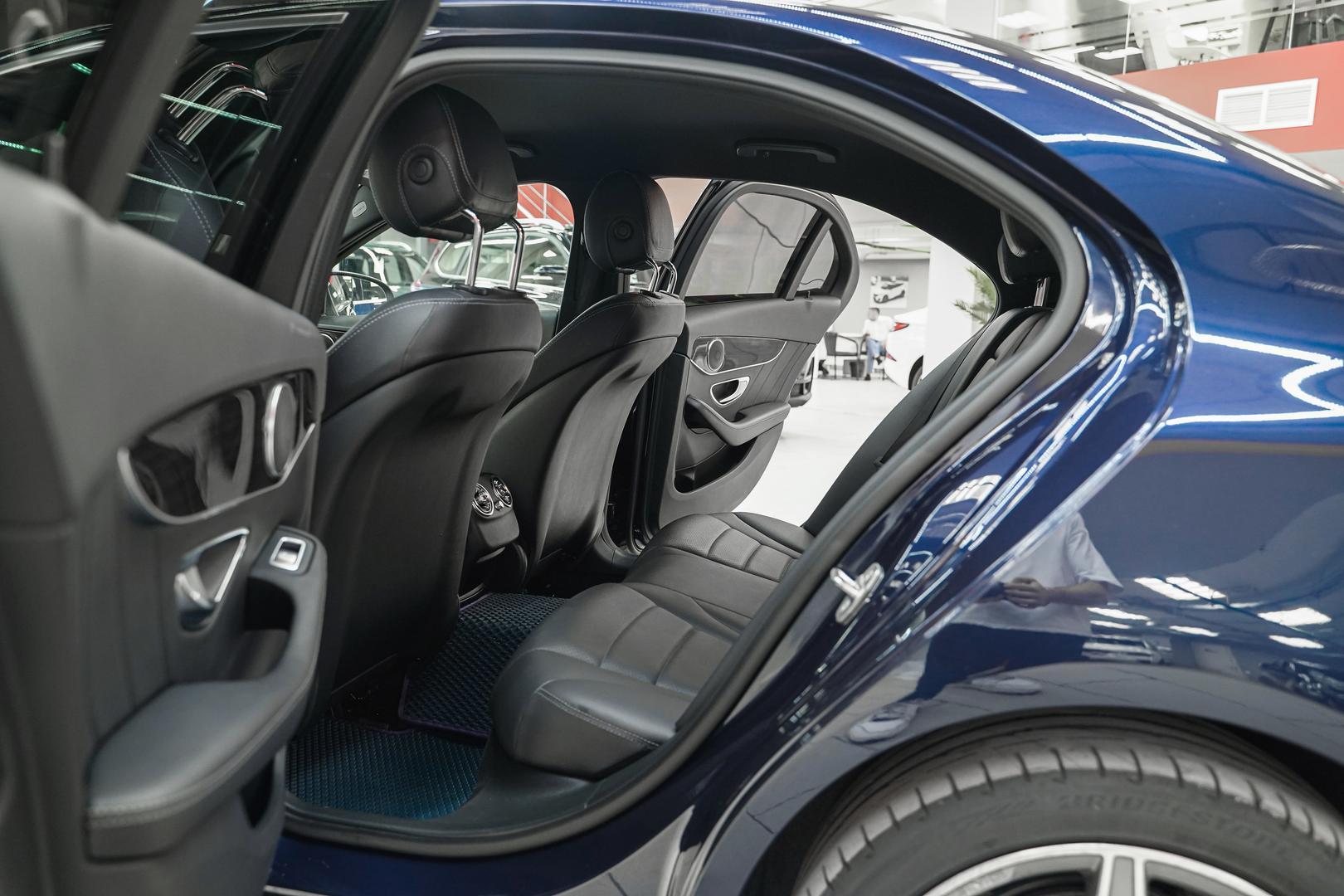 Mercedes-Benz C-Класс 2016, синий, ДЦ Орехово
