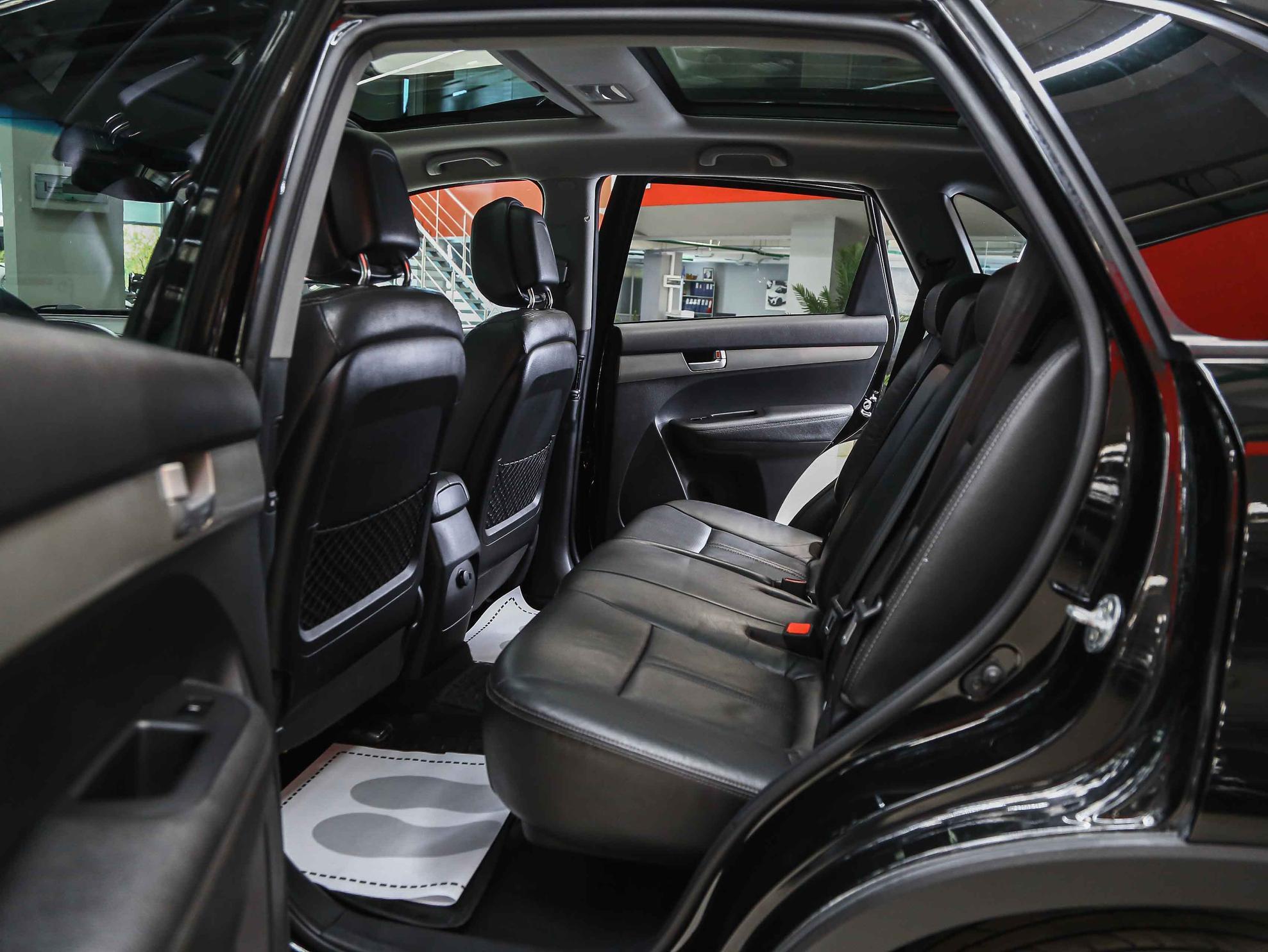 Kia Sorento 2010, черный, ДЦ Орехово