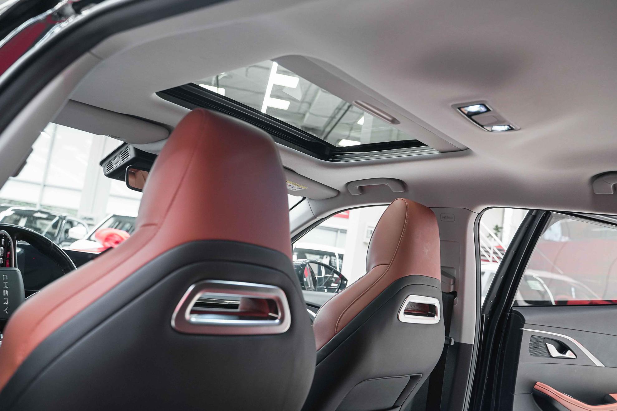 Omoda C5 2022, черный, ДЦ Орехово