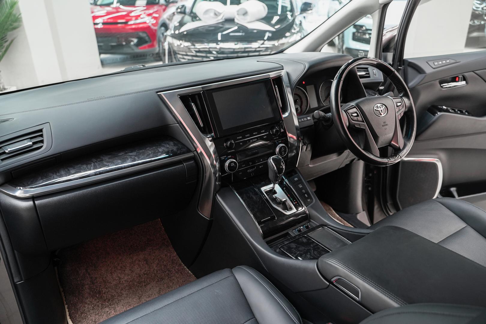 Toyota Alphard 2020, коричневый, ДЦ Орехово