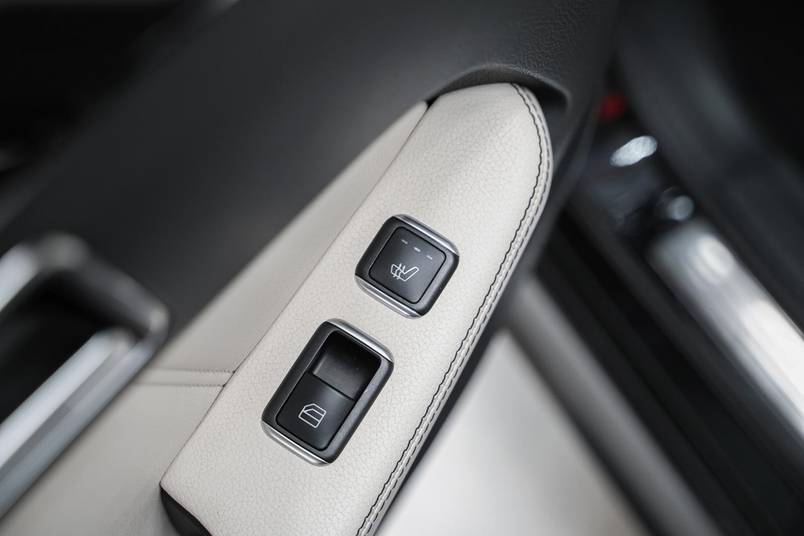 Mercedes-Benz E-Класс 2014, черный, ДЦ Орехово