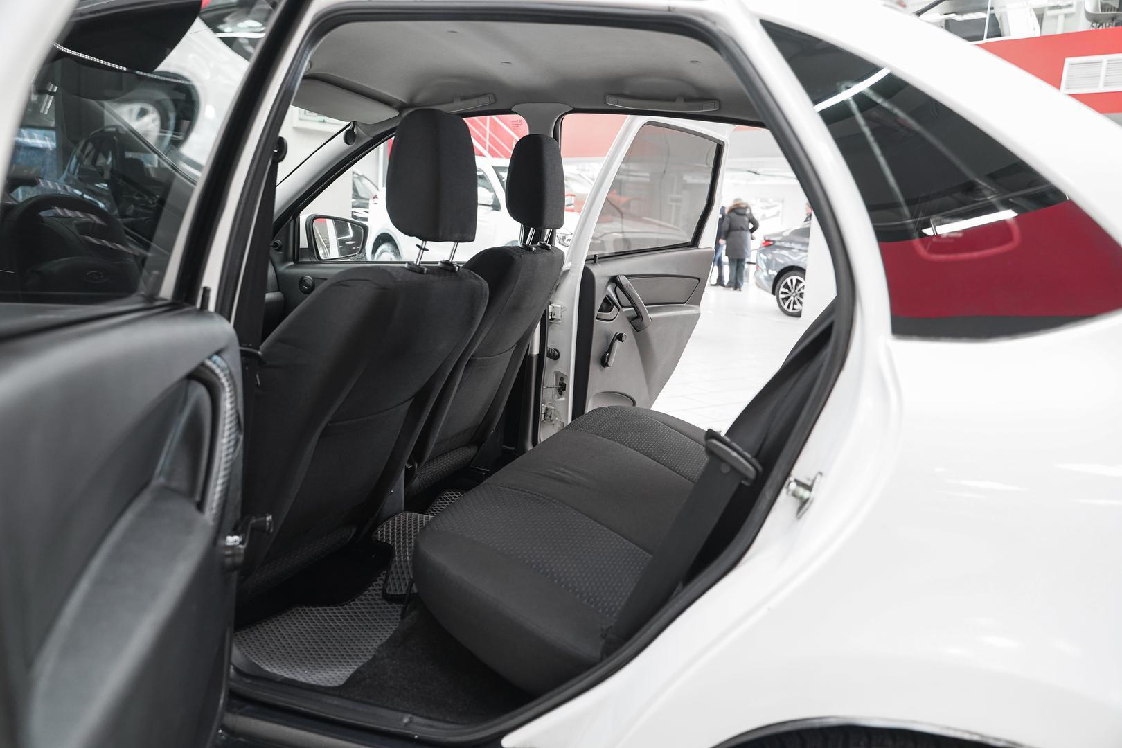 LADA (ВАЗ) Granta 2014, белый, ДЦ Орехово
