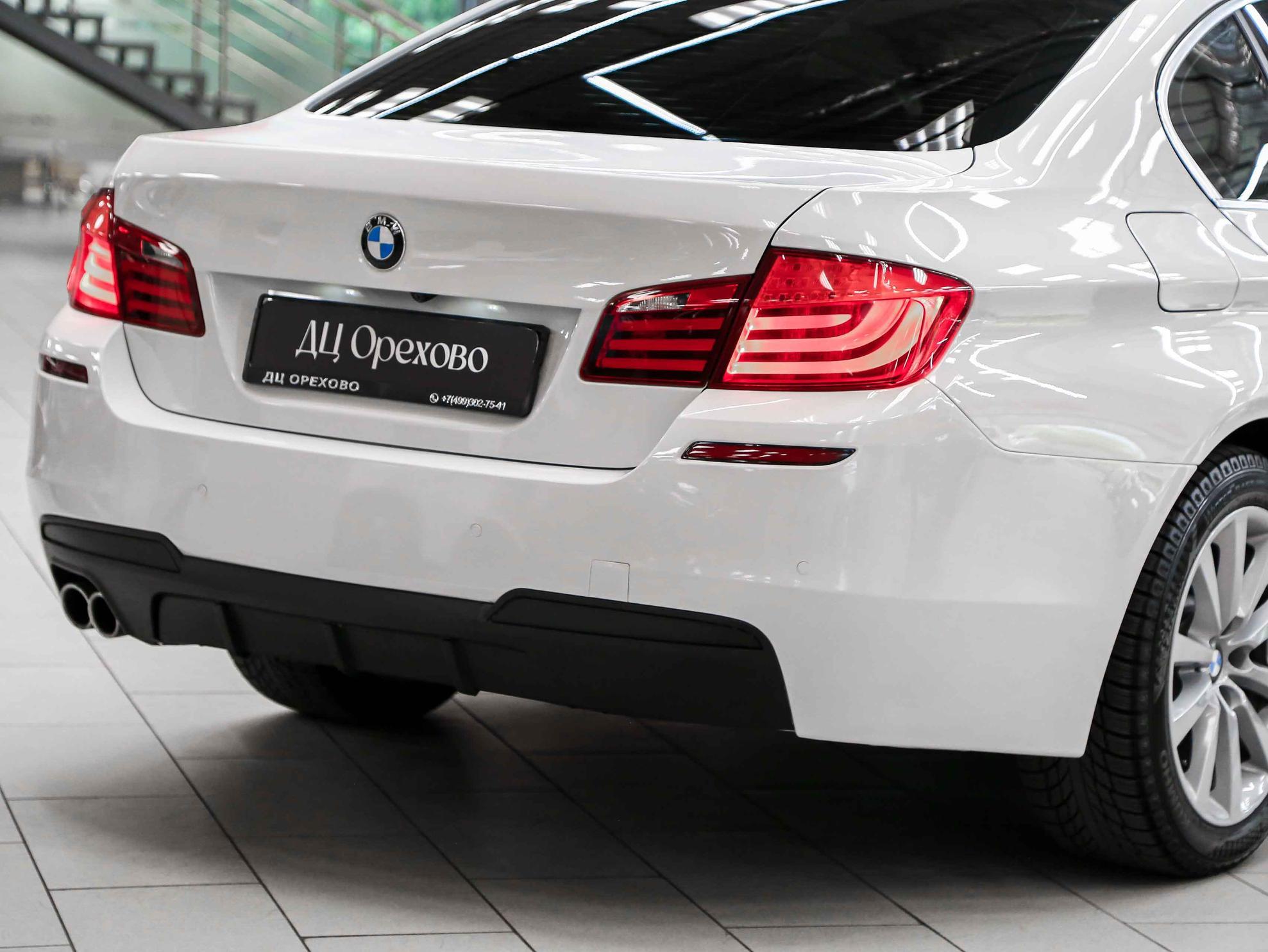 BMW 5 серии 2011, белый, ДЦ Орехово