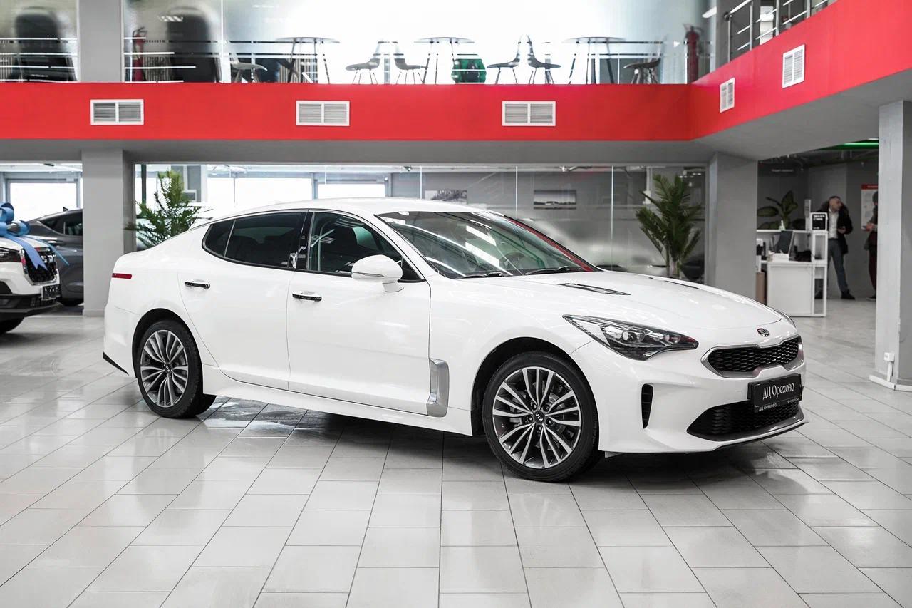 Kia Stinger 2018, белый, ДЦ Орехово