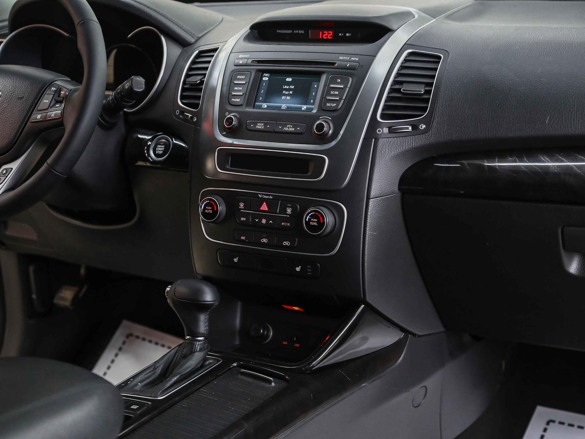 Kia Sorento 2013, серебряный, ДЦ Орехово