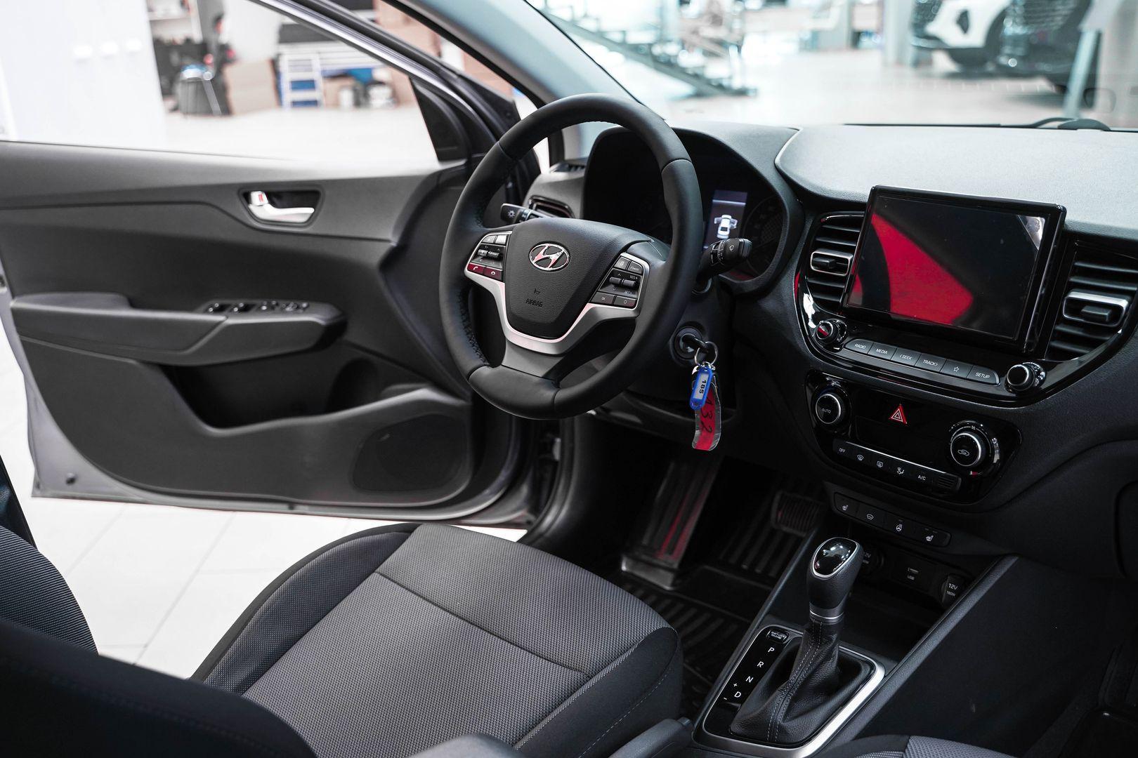 Hyundai Solaris 2020, серый, ДЦ Орехово