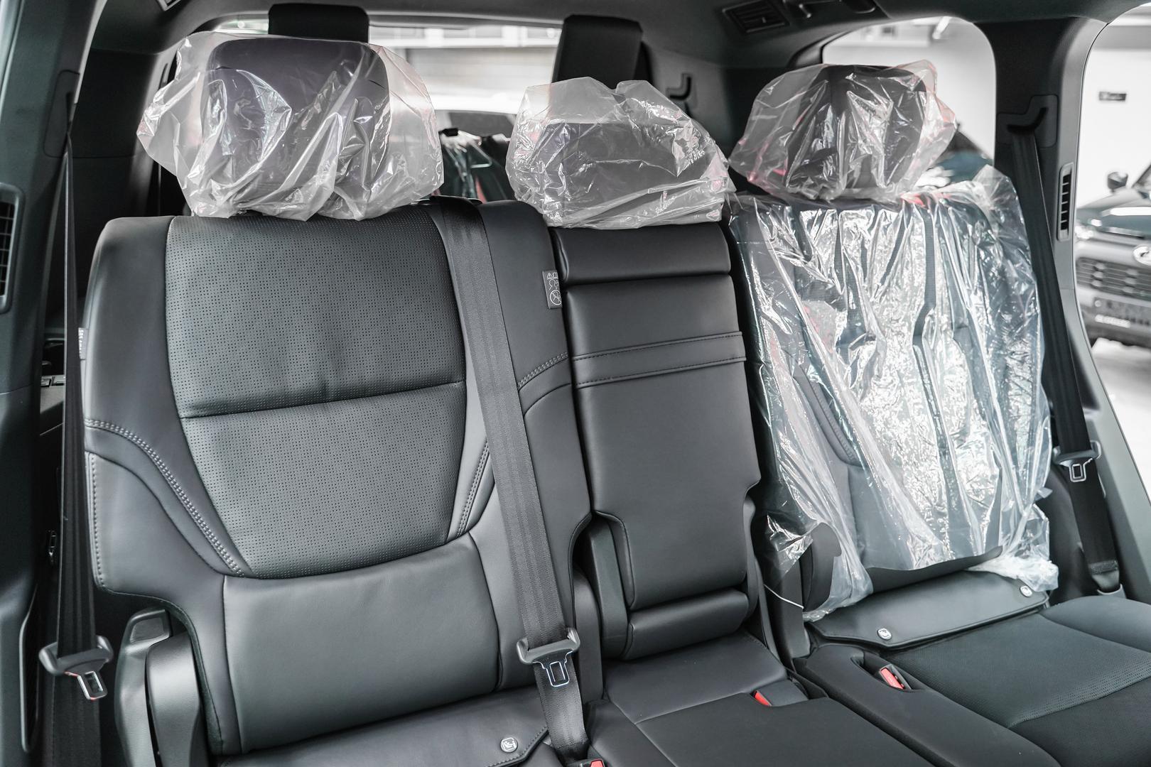 Toyota Land Cruiser 2025, черный, ДЦ Орехово