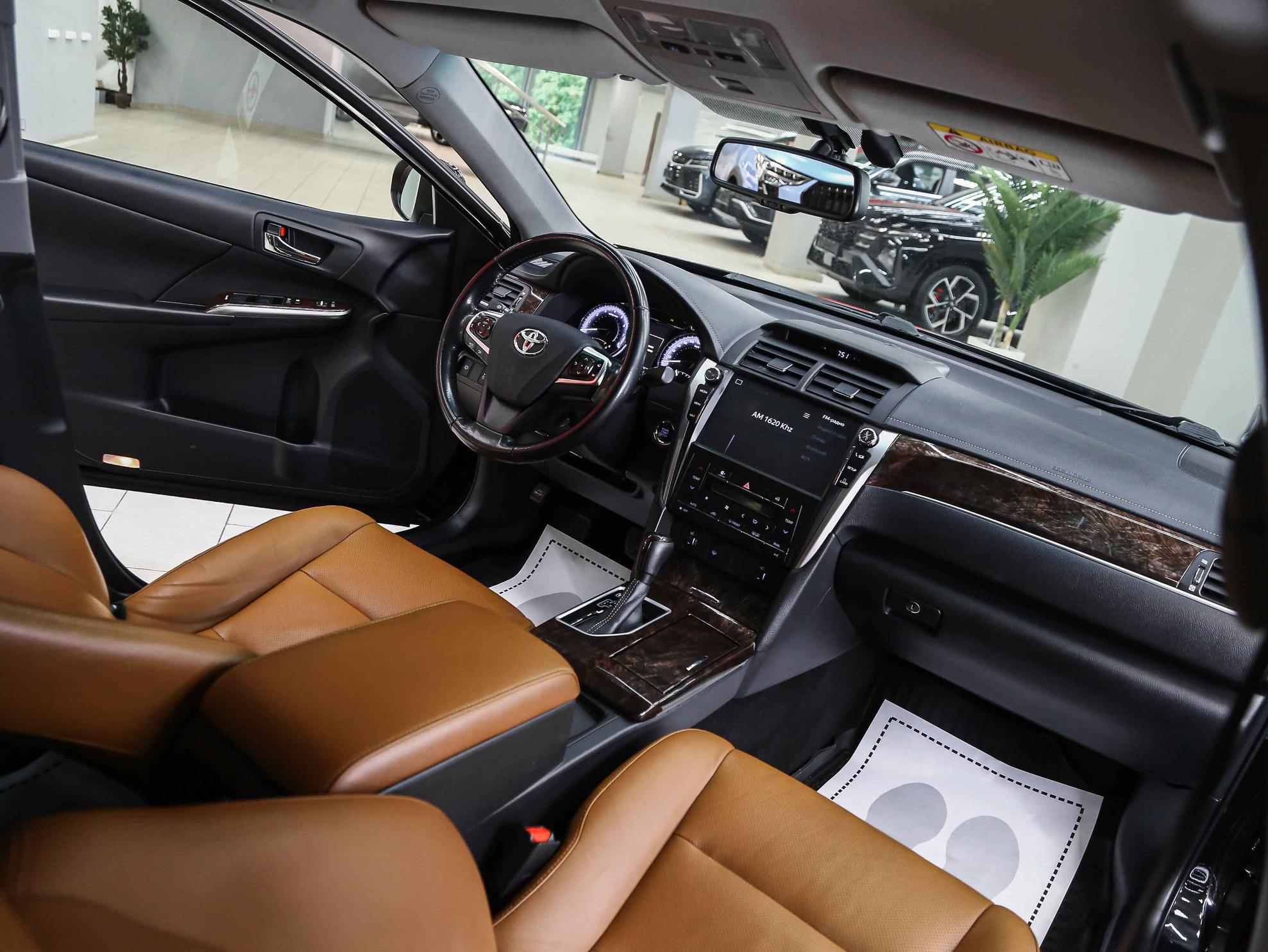 Toyota Camry 2018, черный, ДЦ Орехово