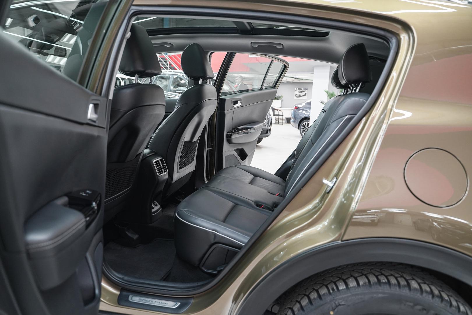 Kia Sportage 2016, зеленый, ДЦ Орехово